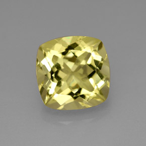 4.00カラットの天然レモンクォーツ（10.1×10.1 mm・クッションカット）