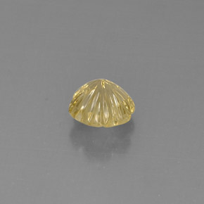 2.47カラットの天然レモンクォーツ（8.9×8.8 mm・フラワーカット）