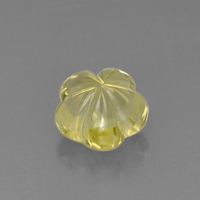7.35カラットの天然レモンクォーツ（12.2×12 mm・フラワーカット）