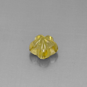 2.52カラットの天然レモンクォーツ（8.5×8.4 mm・フラワーカット）