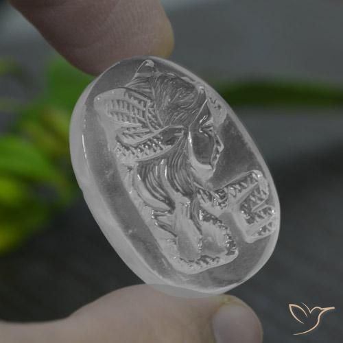 39.50カラットの天然クリアホワイトクォーツ（28.7×21.8 mm・ファンシーシェイプ）
