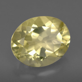 3.35カラットの天然レモンクォーツ（11.1×9.1 mm・オーバルカット）
