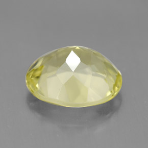 3.38カラットの天然レモンクォーツ（11.1×9.1 mm・オーバルカット）