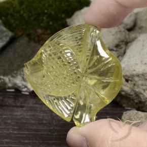 72.27カラットの天然薄いイエロー石英、ファンシー、半透明