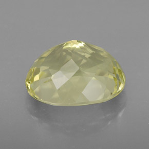 4.87カラットの天然レモンクォーツ（12×10 mm・オーバルカット）