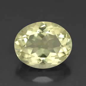 3.95カラットの天然レモンクォーツ（11.2×9.1 mm・オーバルカット）