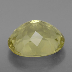 7.81カラットの天然レモンクォーツ（14.1×12 mm・オーバルカット）