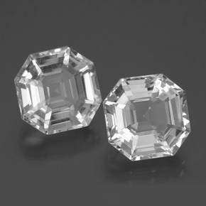 自然派の商品を探す 13.79ct ホワイト 石英 宝石, エメラルドカット, ブラジル からGemSelectで. 在庫あり、世界各国へ発送!