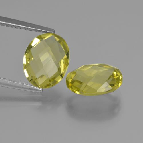 4.16カラットの天然パイナップルイエロークォーツ（10.1×8 mm・オーバルカット）