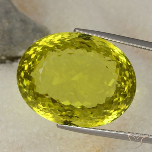 52.58ct 天然 緑ががかったイエロー 石英, 楕円形, VVS