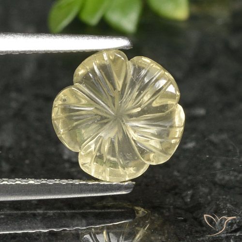 1.90ct 天然 薄いイエロー 石英, フラワーカット, 透明