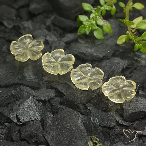 4.96ctw 天然 薄いクリームイエロー 石英, フラワーカット, 透明
