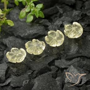 Shop natural 4.19ct ミディアムイエロー 石英 gems, フラワーカット, from ブラジル at GemSelect. In stock, global shipping!