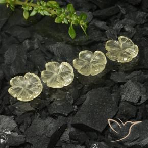 Shop natural 8.95ct ミディアムイエロー 石英 gems, フラワーカット, from ブラジル at GemSelect. In stock, global shipping!