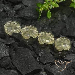 Shop natural 4.70ct 薄いクリームイエロー 石英 gems, フラワーカット, from ブラジル at GemSelect. In stock, global shipping!