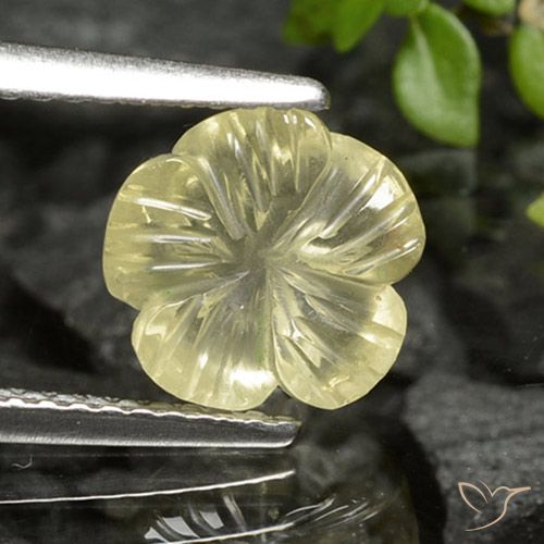 2.26ct 天然 薄いクリームイエロー 石英, フラワーカット, 透明