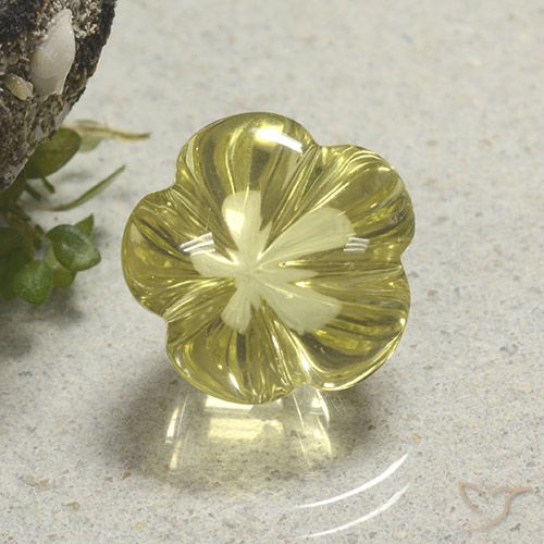 9.60ct 天然 ミディアム薄いイエロー 石英, フラワーカット, 透明