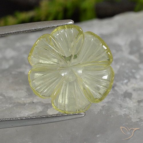5.62ct 天然 薄いパイナップルイエロー 石英, フラワーカット, 透明