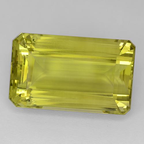 85.92カラットの天然コーンイエロークォーツ（31.6×19.2 mm・エメラルドカット）