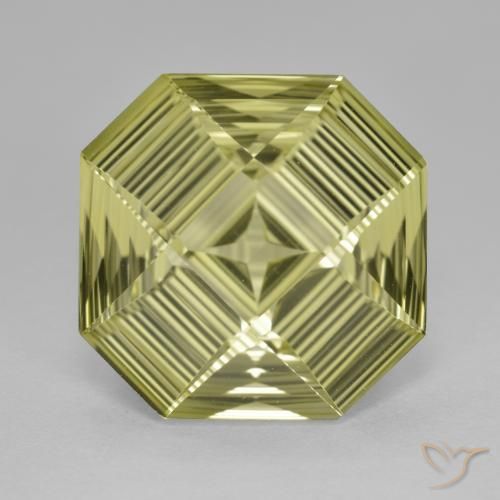 8.77ct 天然 緑ががかったイエロー 石英, エメラルドカット, VVS