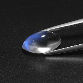 2.65カラットの天然ブルー＆ホワイトレインボームーンストーン（11.1×6 mm・マーキス）