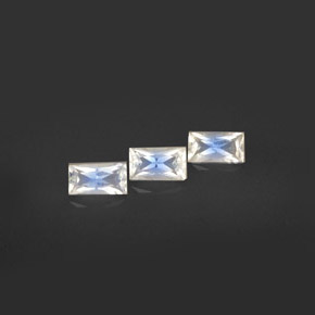 自然派の商品を探す ct ブルーホワイト レインボームーンストーン 宝石, バゲット, インド からGemSelectで. 在庫あり、世界各国へ発送!