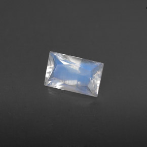 0.42カラットの天然ブルーホワイトレインボームーンストーン、バゲット、VS