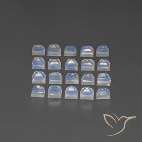 Shop natural 3.62ct 青みがかったホワイト レインボームーンストーン gems, 四角形, from インド at GemSelect. In stock, global shipping!