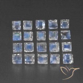 Shop natural 2.22ct 青みがかったホワイト レインボームーンストーン gems, 四角形, from インド at GemSelect. In stock, global shipping!