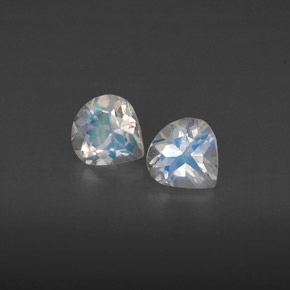 自然派の商品を探す ct ブルーホワイト レインボームーンストーン 宝石, 透明, インド からGemSelectで. 在庫あり、世界各国へ発送!