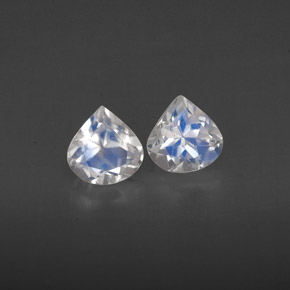 自然派の商品を探す ct ブルーホワイト レインボームーンストーン 宝石, 透明, インド からGemSelectで. 在庫あり、世界各国へ発送!