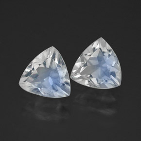 自然派の商品を探す ct ブルーホワイト レインボームーンストーン 宝石, 透明, インド からGemSelectで. 在庫あり、世界各国へ発送!