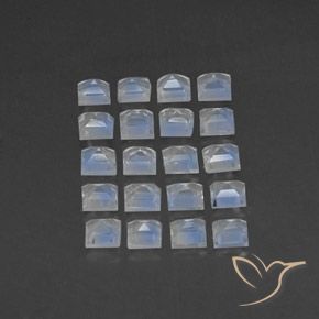 Shop natural 2.77ct 青みがかったホワイト レインボームーンストーン gems, 四角形, from インド at GemSelect. In stock, global shipping!
