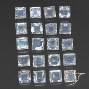 Shop natural 3.04ct 青みがかったホワイト レインボームーンストーン gems, 四角形, from インド at GemSelect. In stock, global shipping!