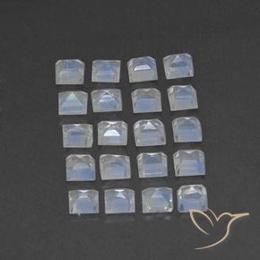 Shop natural 3.04ct 青みがかったホワイト レインボームーンストーン gems, 四角形, from インド at GemSelect. In stock, global shipping!