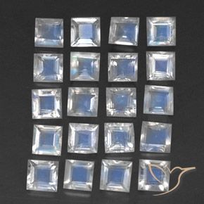 Shop natural 2.73ct 青みがかったホワイト レインボームーンストーン gems, 四角形, from インド at GemSelect. In stock, global shipping!