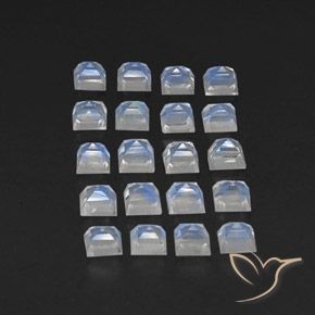 Shop natural 3.36ct 青みがかったホワイト レインボームーンストーン gems, 四角形, from インド at GemSelect. In stock, global shipping!