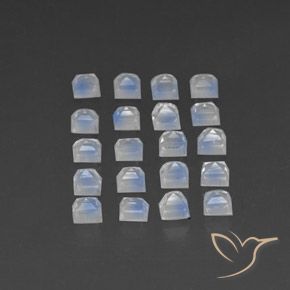 Shop natural 3.82ct 青みがかったホワイト レインボームーンストーン gems, 四角形, from スリランカ at GemSelect. In stock, global shipping!