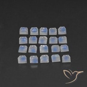 Shop natural 3.74ct 青みがかったホワイト レインボームーンストーン gems, 四角形, from スリランカ at GemSelect. In stock, global shipping!
