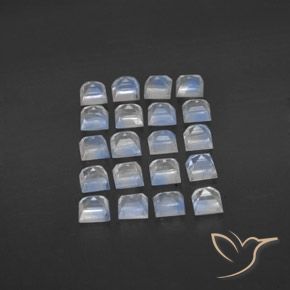 Shop natural 3.38ct 青みがかったホワイト レインボームーンストーン gems, 四角形, from スリランカ at GemSelect. In stock, global shipping!