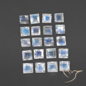 Shop natural 3.33ct 青みがかったホワイト レインボームーンストーン gems, 四角形, from スリランカ at GemSelect. In stock, global shipping!