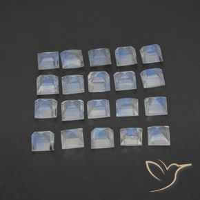 Shop natural 3.09ct 青みがかったホワイト レインボームーンストーン gems, 四角形, from スリランカ at GemSelect. In stock, global shipping!