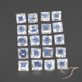 Shop natural 2.89ct 青みがかったホワイト レインボームーンストーン gems, 四角形, from インド at GemSelect. In stock, global shipping!