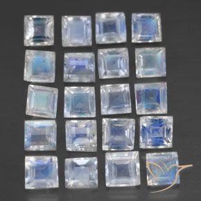 Shop natural 2.84ct 青みがかったホワイト レインボームーンストーン gems, 四角形, from インド at GemSelect. In stock, global shipping!