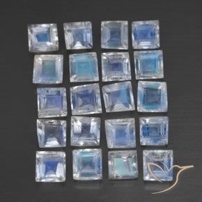 Shop natural 2.48ct 青みがかったホワイト レインボームーンストーン gems, 四角形, from インド at GemSelect. In stock, global shipping!