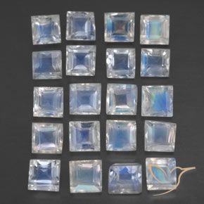 Shop natural 2.65ct 青みがかったホワイト レインボームーンストーン gems, 四角形, from インド at GemSelect. In stock, global shipping!