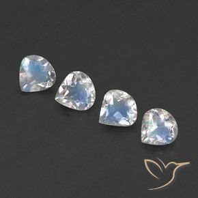 Shop natural 1.35ct 青みがかったホワイト レインボームーンストーン gems, 洋梨の形, from インド at GemSelect. In stock, global shipping!