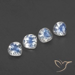 Shop natural 1.51ct 青みがかったホワイト レインボームーンストーン gems, 洋梨の形, from インド at GemSelect. In stock, global shipping!