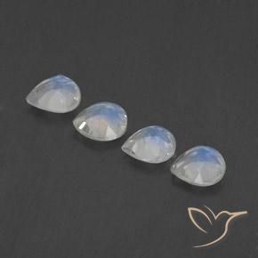 Shop natural 1.46ct 青みがかったホワイト レインボームーンストーン gems, 洋梨の形, from インド at GemSelect. In stock, global shipping!