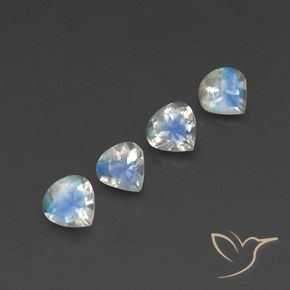 Shop natural 1.63ct 青みがかったホワイト レインボームーンストーン gems, 洋梨の形, from スリランカ at GemSelect. In stock, global shipping!